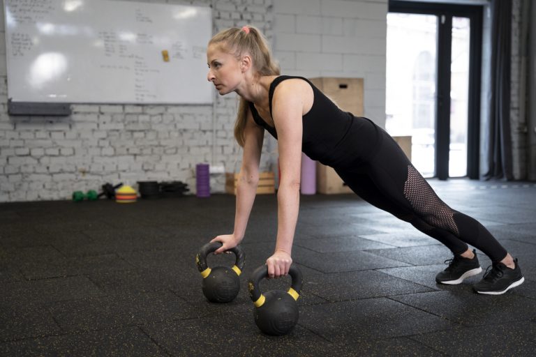 Callisthénie : méthode d&rsquo;entraînement au poids du corps, bénéfices et progression