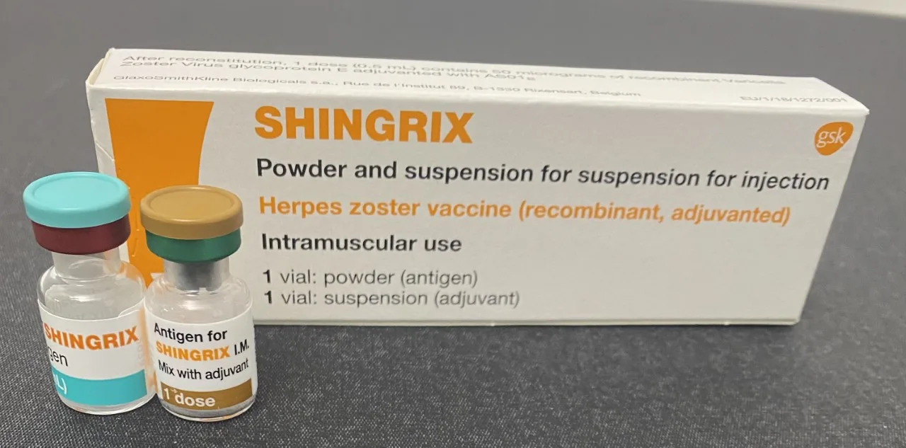 Boîte et flacons du vaccin recombinant contre le zona Shingrix